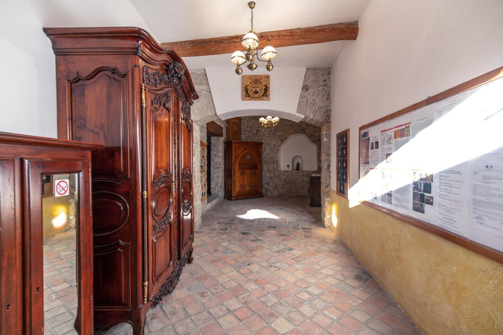 נרבון Studio Dans L'Eglise Du Couvent מראה חיצוני תמונה